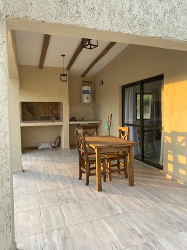 Vendo Complejo De Cabañas 5 Has Con 5 Cabañas Y 3.5 Has De Parral Con Tela. Las Paredes, San Rafael, Mendoza