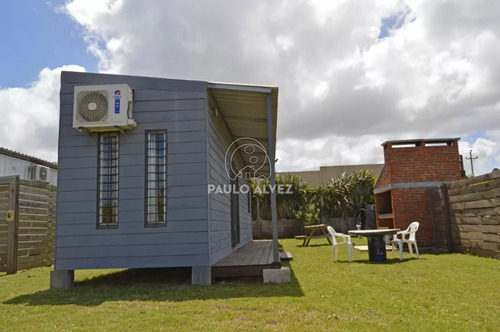 Casa En Piriápolis, Punta Negra