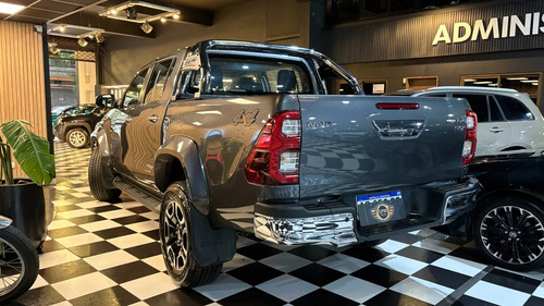 Toyota Hilux Pick-Up 2.8 Cd Srx 204Cv 4X4 At