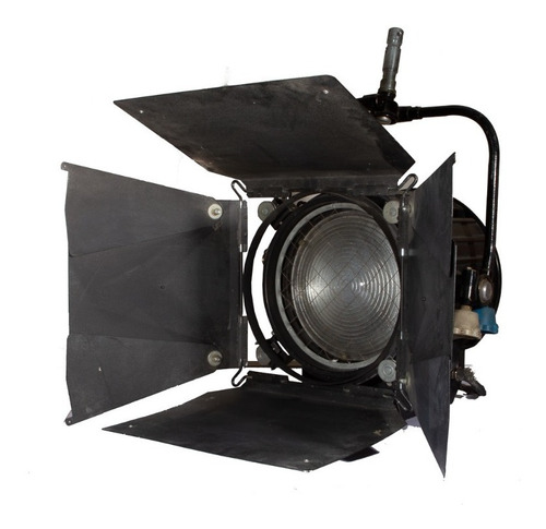 Luz De Estudio Para Video | Fresnel Quartzcolor 2000 Watts