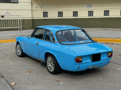 Imagen 11 de 24 de Alfa Romeo Giulia Gtv 1750 Bertone Veloce
