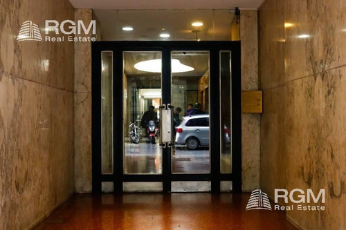 Imagen 2 de 7 de Venta Oficina Muy Funcional En Viamonte Y Suipacha