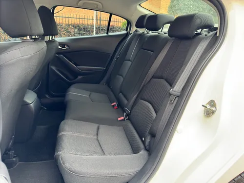Mazda 3 Touring At / Impecable estado!
