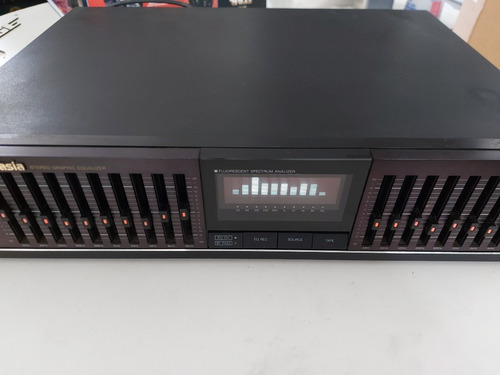 Stereo Graphic Equalizer F G-870 -fantasia Japan Equalizador