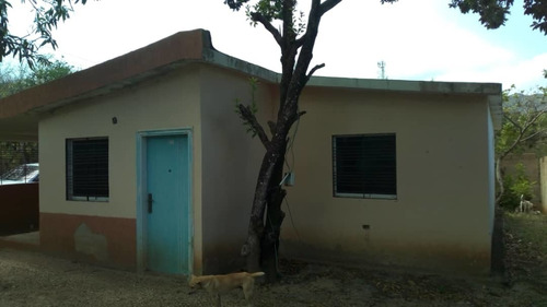Imagen 1 de 9 de Casa En Tacarigua