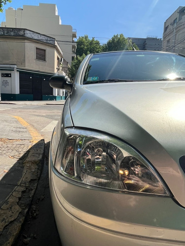 Imagen 7 de 15 de Chevrolet Corsa 2005 1.8 Gl Pack 2