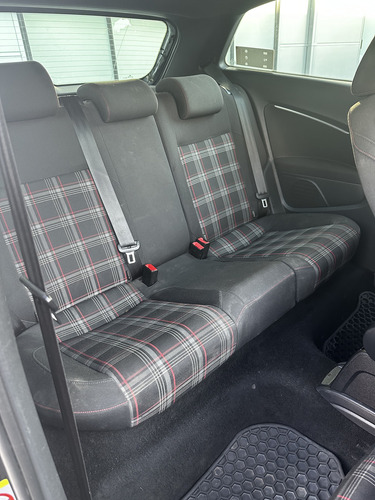 Volkswagen Polo GTI 1.8 Tsi At