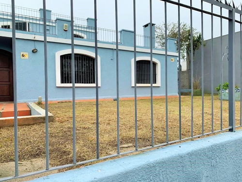 Casa Alquiler Carrasco Sur Próximo Arocena 4 Dorm Servicio  