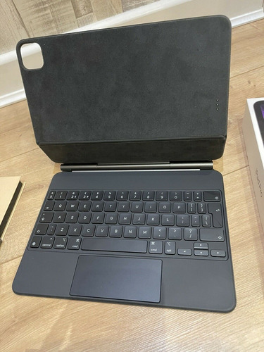 Imagen 5 de 5 de Apple iPad Pro 11 2020 2nd Gen 128gb + Apple Magic Keyboar