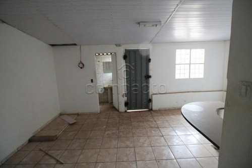 Salas Comerciais - Ref: V13716