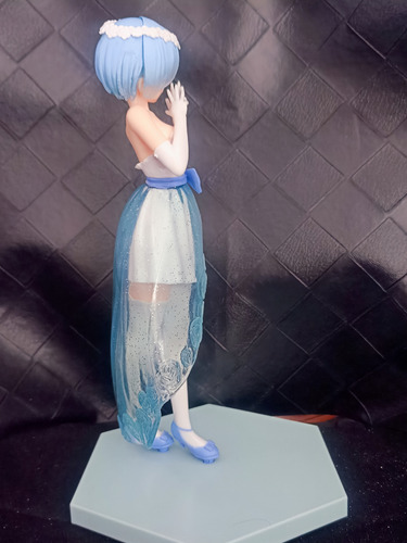 Figura Animé / Rem Zero Rem / Vestido Transparente & Blanco (Usado)