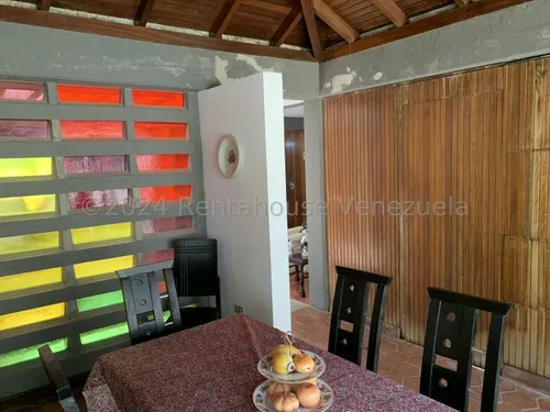Casas En Venta Mls #25-1271