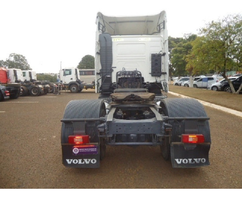 Imagem 6 de 10 de Volvo Fh 420 4x2