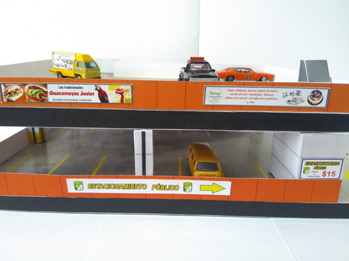 Exhibidor Papercraft Hot Wheels Esc 1/64 Estacionamiento Estacionamiento 19 Autos (Usado)
