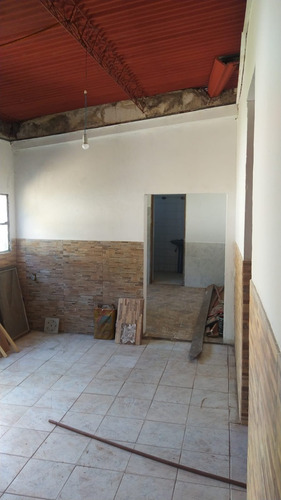 Imagen 7 de 15 de Rias Altas, Buena Propiedad Con Entrada Para Autos Y Patio!!