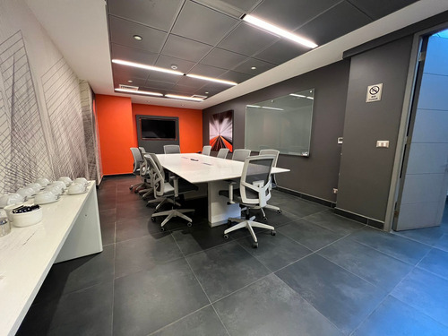Oficina En Arriendo