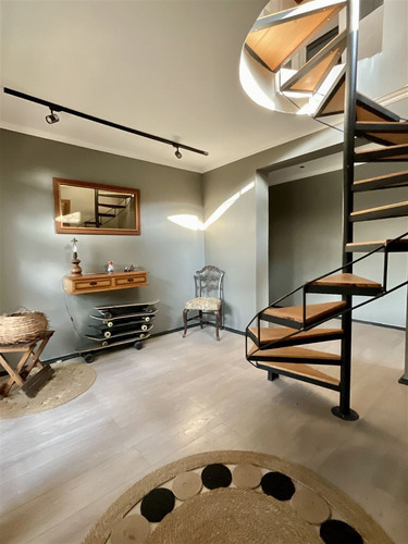 Casa En Venta De 4 Dorm. En Las Condes