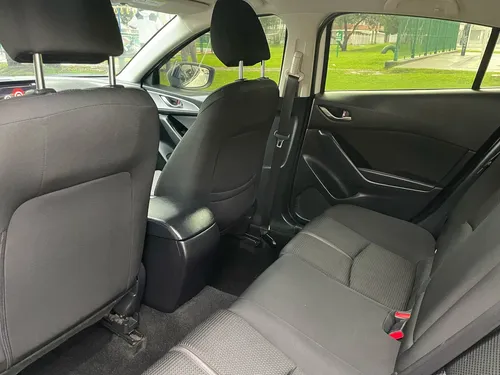 Mazda 3 2.0 Touring