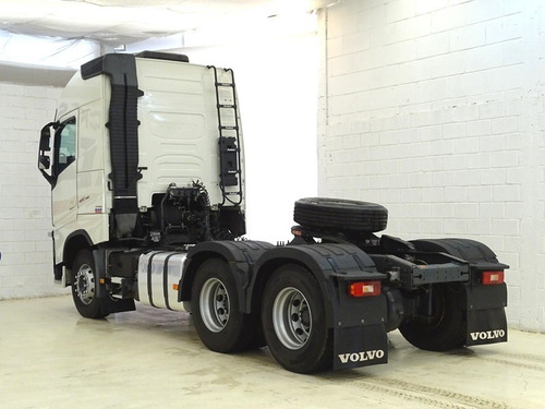 Imagem 8 de 14 de Volvo Fh 460 6x4 2p Diesel Fh-460 (diesel) (e5) 2015/2016 V