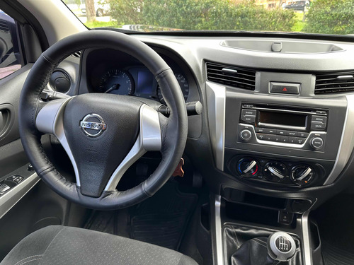 Imagen 13 de 17 de Nissan Frontier 2018 2.5 Se Doble Cabina (( Gl Motors ))