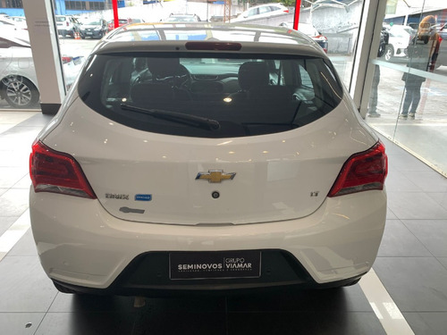 Chevrolet Onix 1.4 MPFI LT 8V FLEX 4P AUTOMATICO