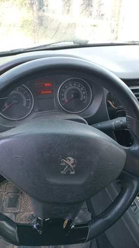 Peugeot 301 1.6 Allure Plus