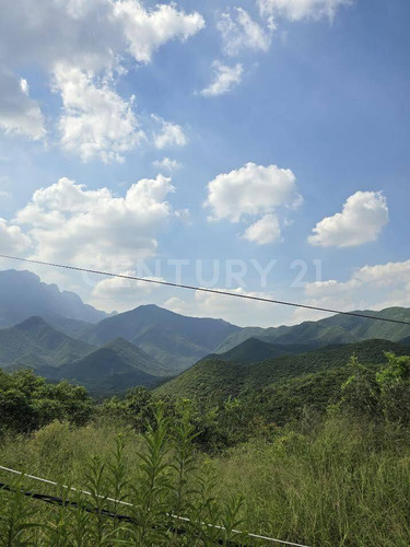 Terreno En Venta En Col. Cañadas Del Sur En Monterrey