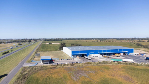 Depósito En Zarate Km 90 3600 M2 Con Hidrantes