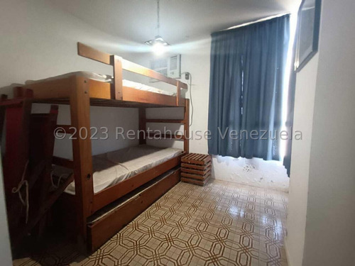 Apartamento En Venta Longa Espana #24-3323 Johana Blanco