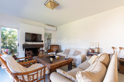 Venta De Casa De 3 Dormitorios En Ciudad De La Costa A Pasos Del Mar Id 6456