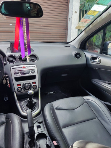 Peugeot 308 2.0 Feline 143cv