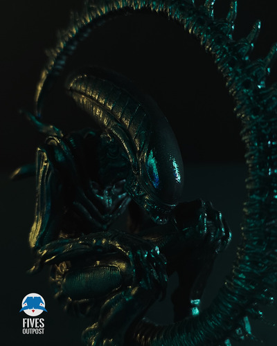 Alien Xenomorfo 1:10 Pintado A Mão Em Resina 12k