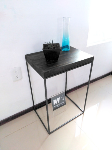 Mesa Lateral Estilo Industrial Madera Listonada