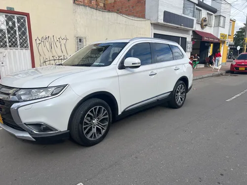 Vehículo Full Equipo