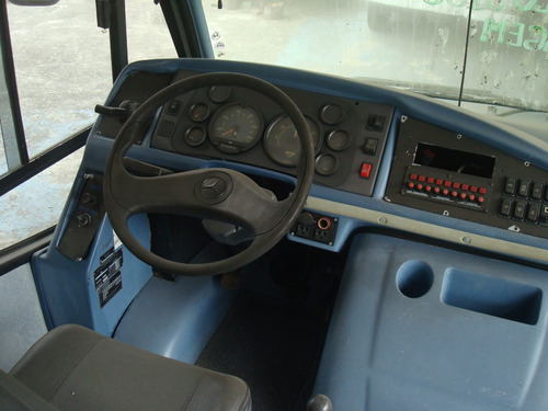 Micro-onibus Mb Acello 915c Ano 2002 Ideal Para Motor-homer