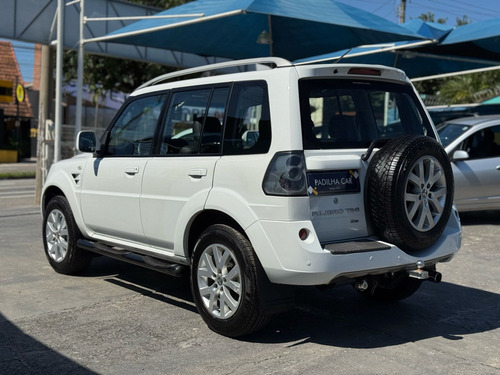 Mitsubishi Pajero TR4 2.0 4X2 16V 140CV FLEX 4P AUTOMÁTICO