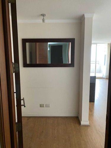 Luminoso Y Amplio Depto En Venta En Peñalolen (93198)