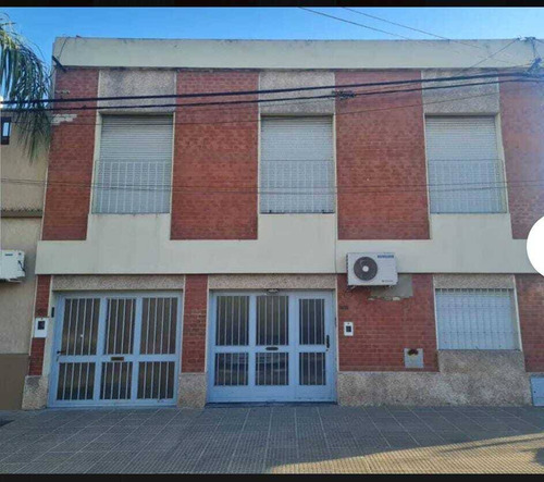 Venta De Casa En Ph , Planta Baja .barrio Fomento 9 De Julio