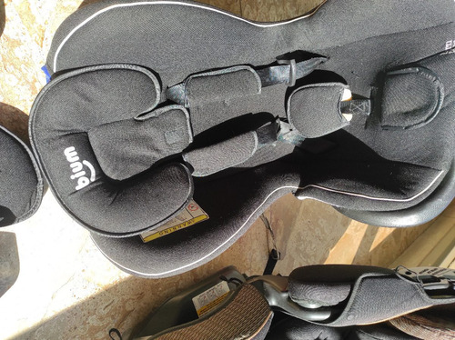 Imagen 3 de 3 de Silla Para Bebe O Niño - Carro Y Auto - Casi Nueva