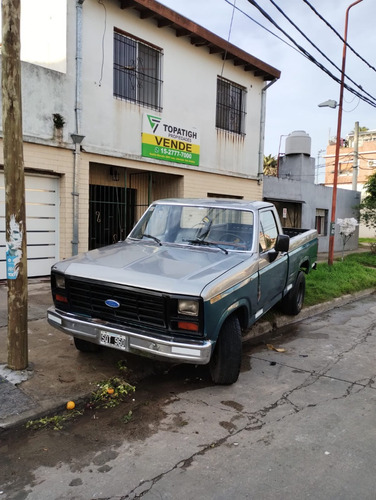 Ford F-100 3.6 Std