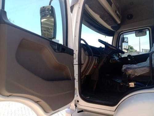 Imagem 8 de 15 de Volkswagen 25.420 Vtronic
