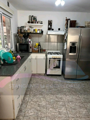 Imagen 12 de 17 de Hermosa Casa 3 Amb Barrio La Cuesta