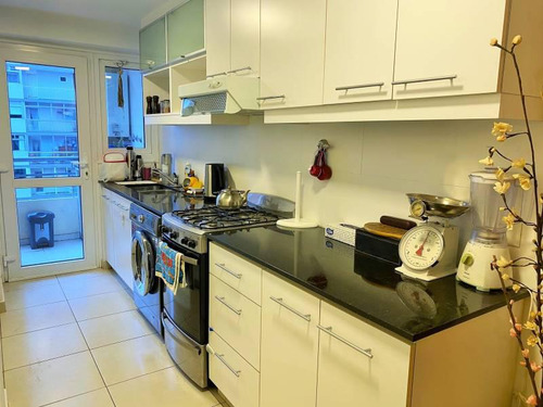 Impecable Y Moderno Departamento De 3 Ambientes Amoblado En Martinez.