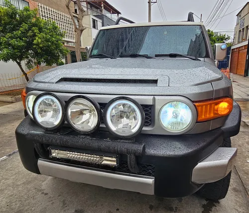 Toyota Fj Cruiser At 2008 4x4 (muy Bien Conservada)