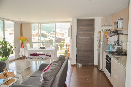Imagen 2 de 14 de Zipaquirá Vendo Apartamento En 3 Pisos Por Escaleras Garajes $340
