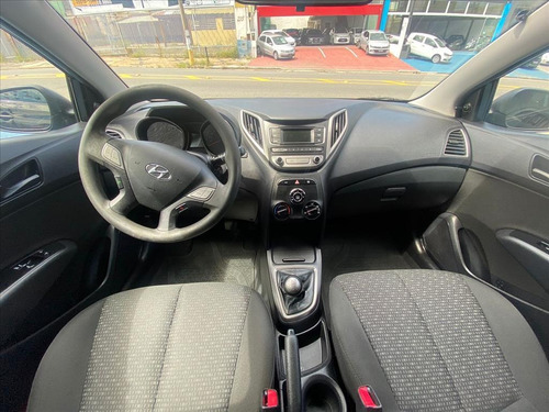 Imagem 2 de 8 de Hb20 1.0 Comfort 12v Flex 4p Manual