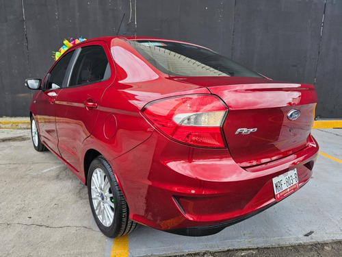 Ford Figo 1.5 Titanium Sedan At