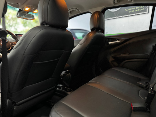 Fiat Cronos 1.8 Precision 16v Flex Aut. 4p