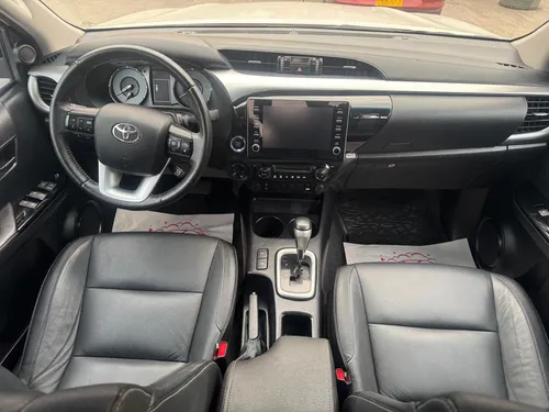 Toyota Hilux 2.4 Automatica Full 4x4