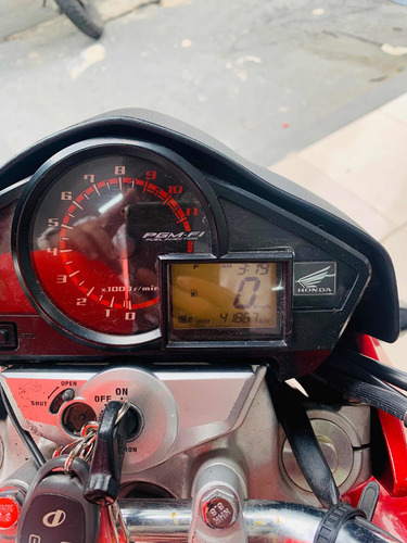 Imagem 5 de 5 de Honda Cb300 2015